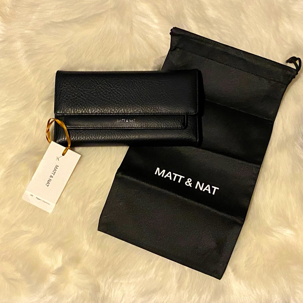 MATT & NAT | Vegan Foldable Wallet | Black | Comes with Matt & Nat dust bag